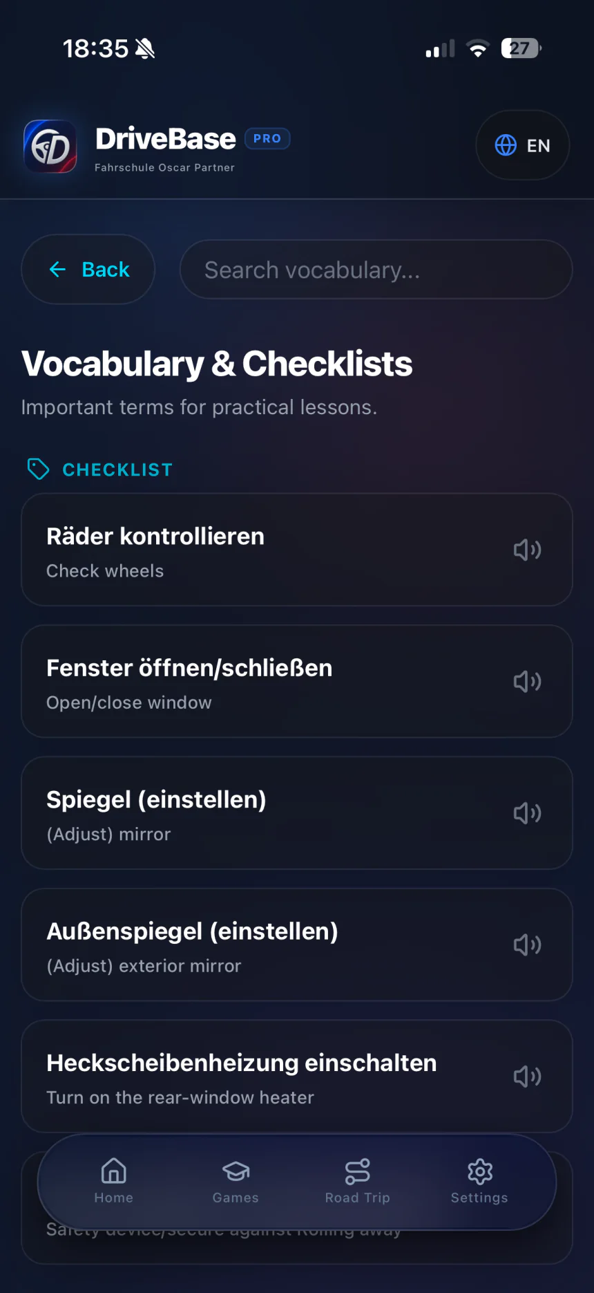 DriveBase driving-school vocabulary with German terms and English translations